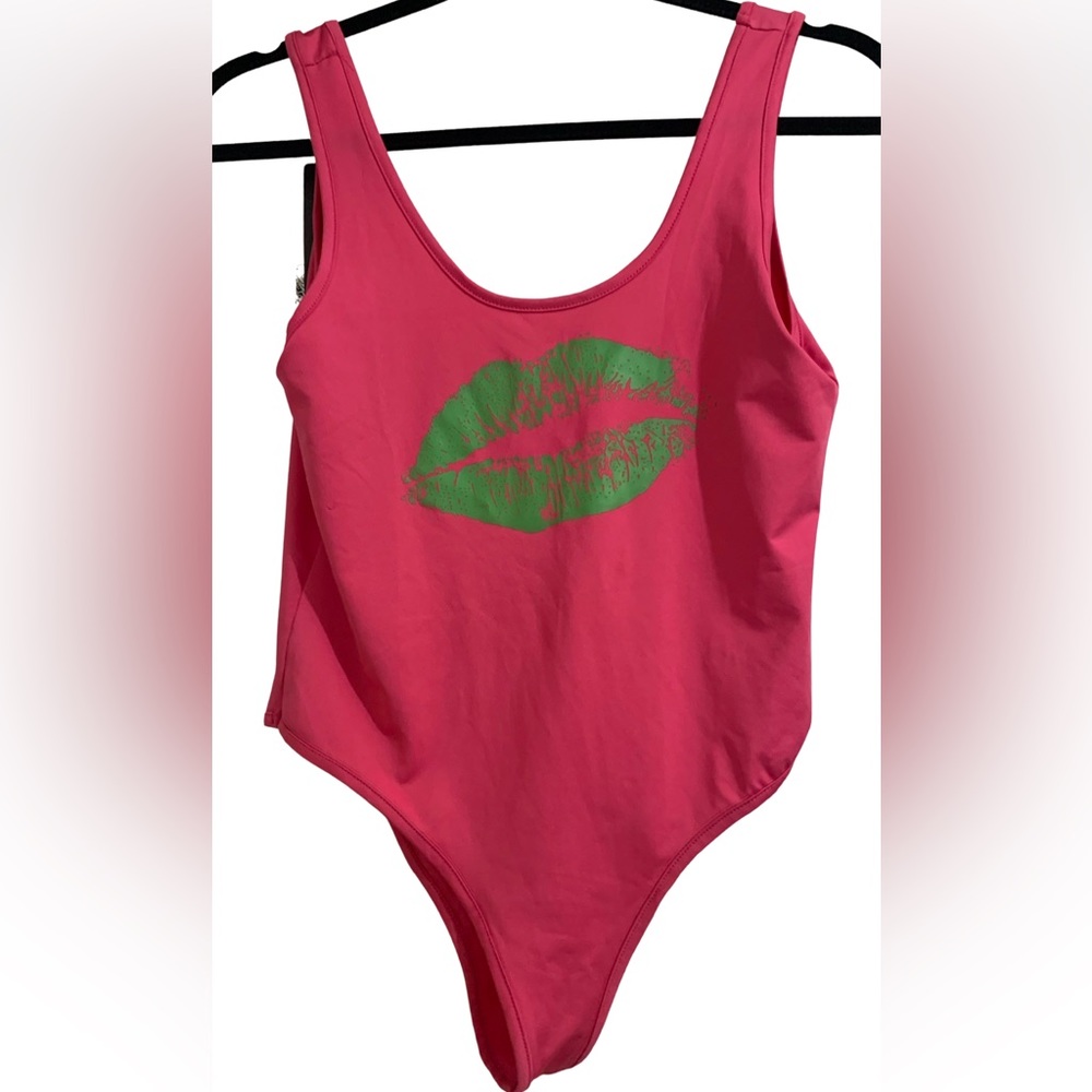 NWT bodysuit. Super stretchy